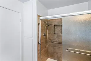 924 Regatta Dr, Sacramento, CA 95833 - Photo 36