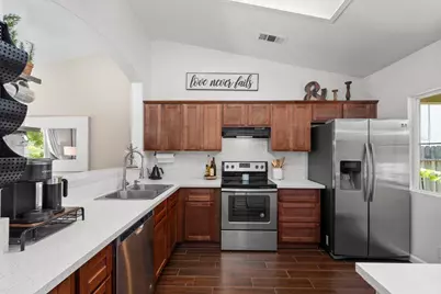 532 Codington Way, Modesto, CA 95357 - Photo 6