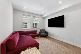 569 Yale Wy, San Jose, CA 95117 - Photo 6