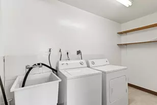 4921 Foster Way, Carmichael, CA 95608 - Photo 38
