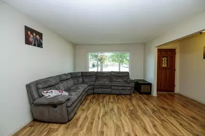 600 Zinfandel Drive, Escalon, CA 95320 - Photo 8