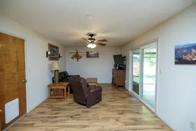 600 Zinfandel Drive, Escalon, CA 95320 - Photo 20