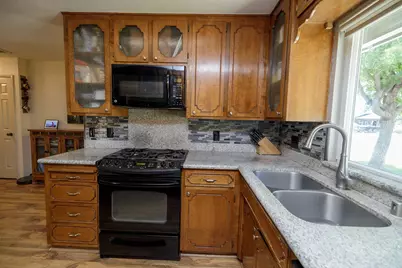 600 Zinfandel Drive, Escalon, CA 95320 - Photo 16