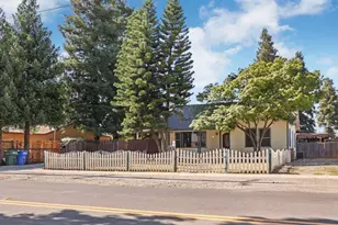 916 Elm Ave, Modesto, CA 95354 - Photo 2