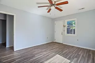916 Elm Ave, Modesto, CA 95354 - Photo 38