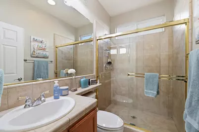 9728 Country Falls Lane, Elk Grove, CA 95757 - Photo 12