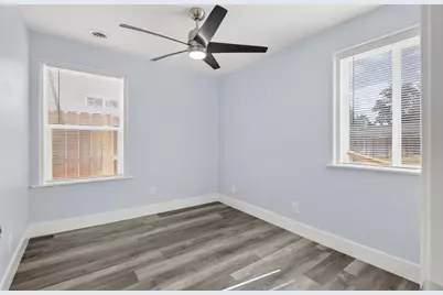 322 Kerr Avenue, Modesto, CA 95354 - Photo 16