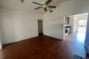 2832 Pepper Oaks Dr, Sacramento, CA 95827 - Photo 2