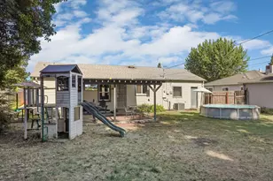704 N Crescent Ave, Lodi, CA 95240 - Photo 32