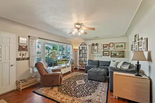 704 N Crescent Ave, Lodi, CA 95240 - Photo 6