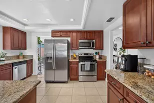 27 Rock Hill Ct, Sacramento, CA 95833 - Photo 6