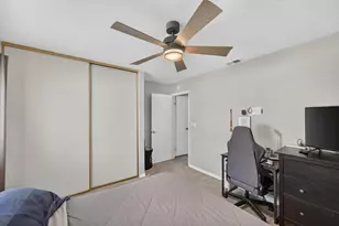 8030 La Riviera Dr, Sacramento, CA 95826 - Photo 14
