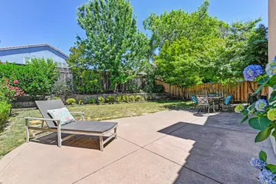 348 Bayonne Court, Roseville, CA 95747 - Photo 4