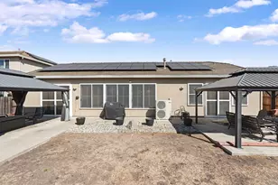 10689 Wellington Cir, Stockton, CA 95209 - Photo 32
