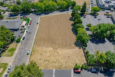 2391 Northview Drive, Sacramento, CA 95833 - Photo 8
