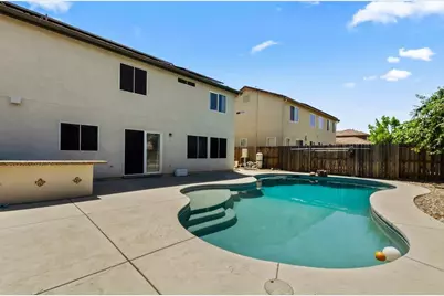 1474 Paddington Way, Plumas Lake, CA 95961 - Photo 36