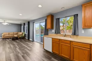 1474 Paddington Way, Plumas Lake, CA 95961 - Photo 12