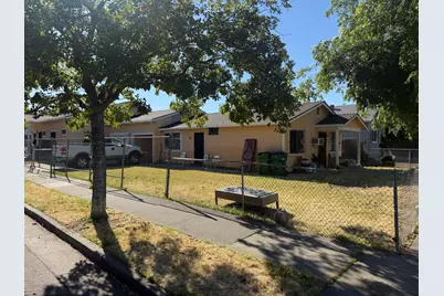 1749 S American Street, Stockton, CA 95206 - Photo 2