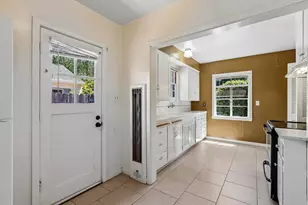 2761 Marty Way, Sacramento, CA 95818 - Photo 34