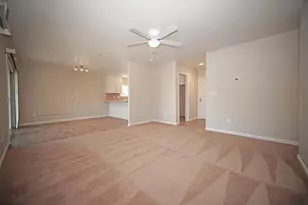 5853 Diablo Dr, Sacramento, CA 95842 - Photo 16