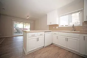 5853 Diablo Dr, Sacramento, CA 95842 - Photo 10