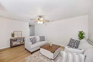 8668 Western Sun Way, Sacramento, CA 95828 - Photo 4