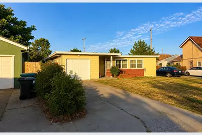 2336 Estrellita Way, Sacramento, CA 95825 - Photo 2