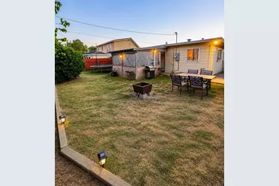 2336 Estrellita Way, Sacramento, CA 95825 - Photo 16