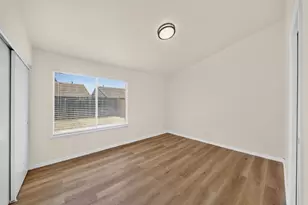 5529 W Norwich Ave, Fresno, CA 93722 - Photo 32