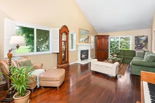 1906 University Park Dr, Sacramento, CA 95825 - Photo 4