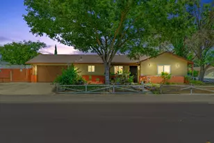 1717 Ensenada Dr, Modesto, CA 95355 - Photo 2