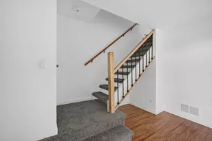 8828 La Riviera Dr, Sacramento, CA 95826 - Photo 16