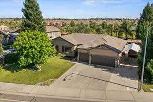 1080 Elk Hills Dr, Galt, CA 95632 - Photo 4
