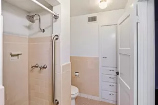 2765 14th St, Sacramento, CA 95818 - Photo 34