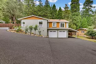 12366 Pawnee Trail, Nevada City, CA 95959 - Photo 2