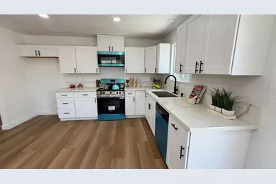 2207 Millwood Avenue, Stockton, CA 95210 - Photo 6