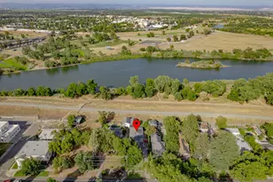 407 Second St, Yuba City, CA 95991 - Photo 4