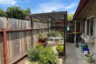 6537 Plymouth Rd, Stockton, CA 95207 - Photo 10