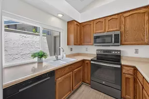 4617 Satinwood Way, Sacramento, CA 95842 - Photo 12