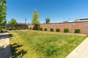 12041 Aleria Cir, Rancho Cordova, CA 95742 - Photo 32