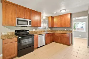 8502 Macduff Ct, Stockton, CA 95209 - Photo 6