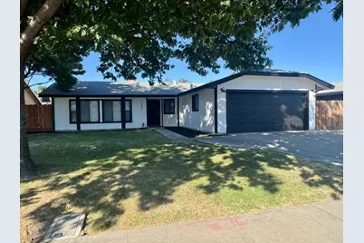 1061 English Avenue, Turlock, CA 95380 - Photo 1