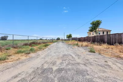 514 E French Camp Road, French Camp, CA 95231 - Photo 12