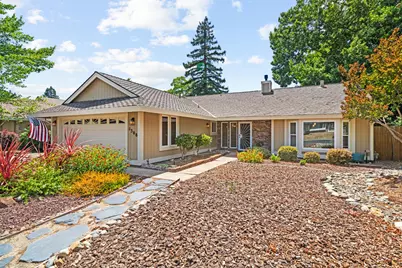 1308 Carnation Court, Roseville, CA 95661 - Photo 2
