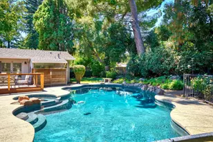 7315 Park Woods Dr, Stockton, CA 95207 - Photo 6