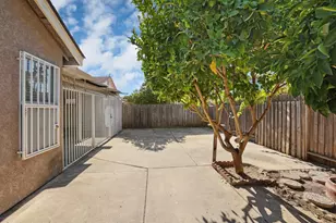 1967 Lever Blvd, Stockton, CA 95206 - Photo 36