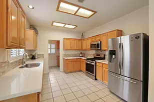 3838 Windy Cove Cir, Stockton, CA 95219 - Photo 18