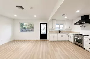 444 N 5th Ave, Oakdale, CA 95361 - Photo 2