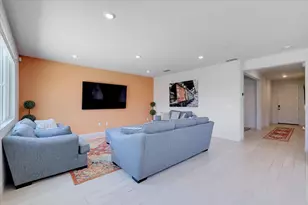 794 Berryessa Way, Olivehurst, CA 95961 - Photo 8