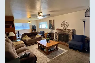 2101 Parr Avenue, Modesto, CA 95358 - Photo 8